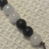 Balance in Schwarz und Weiß – das Waage-Armband – Bild 3